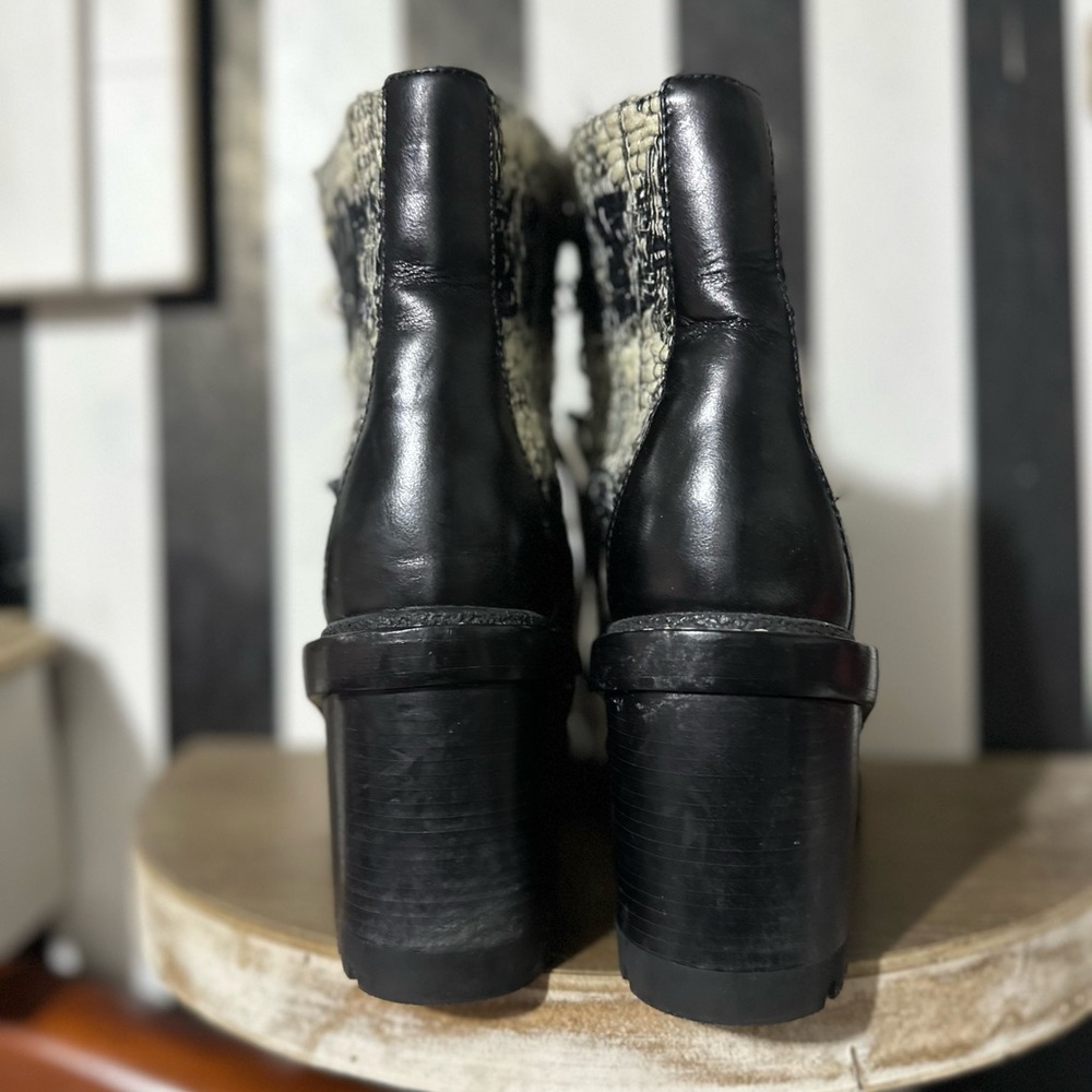 Tory Burch Black and White Women's Boots - Picture 5 of 9